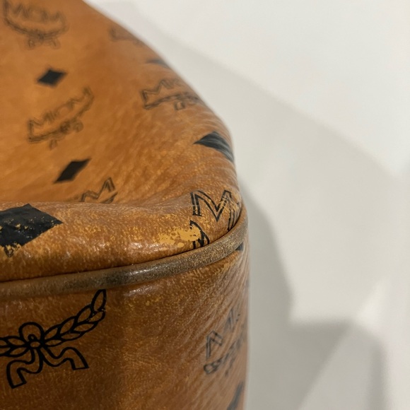 MCM Shoulder/ Crossbody - Picture 10 of 13